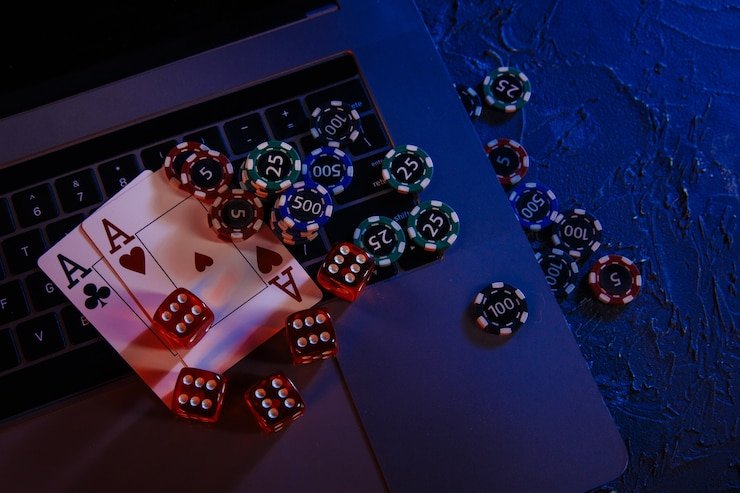 Texas Hold'em Bonus live dealer table on klikme88 login showing dealer hand and player cards